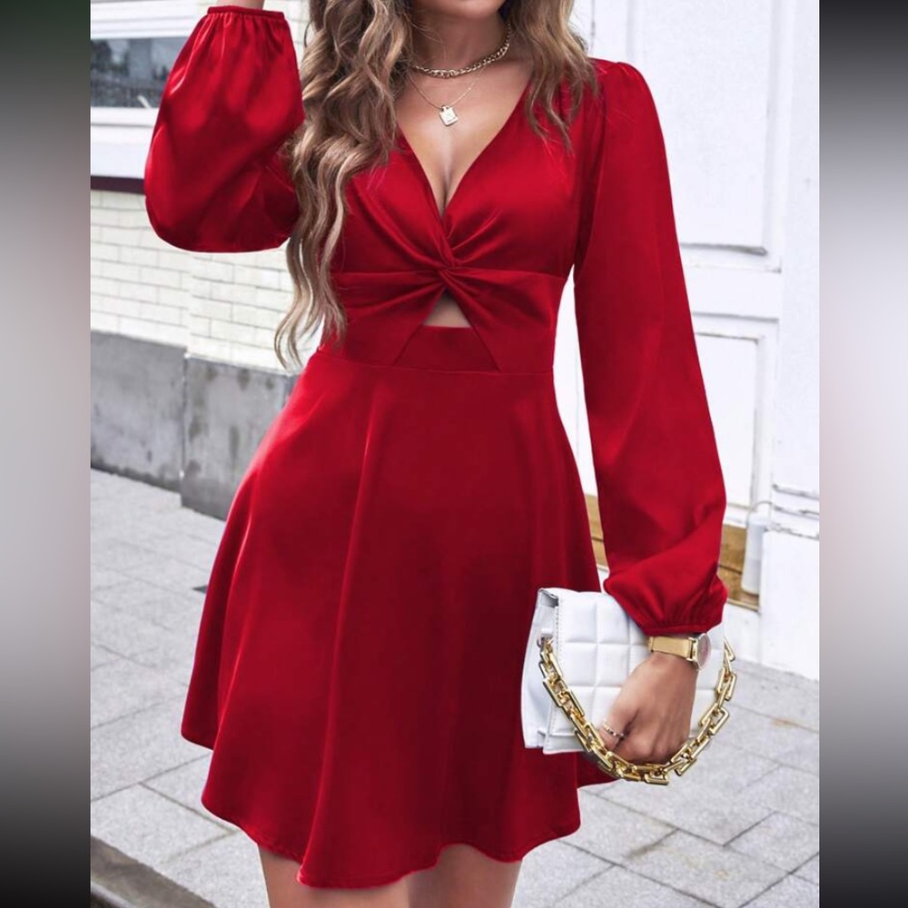 Boho twist front lantern sleeve dress - Picture 5 of 16